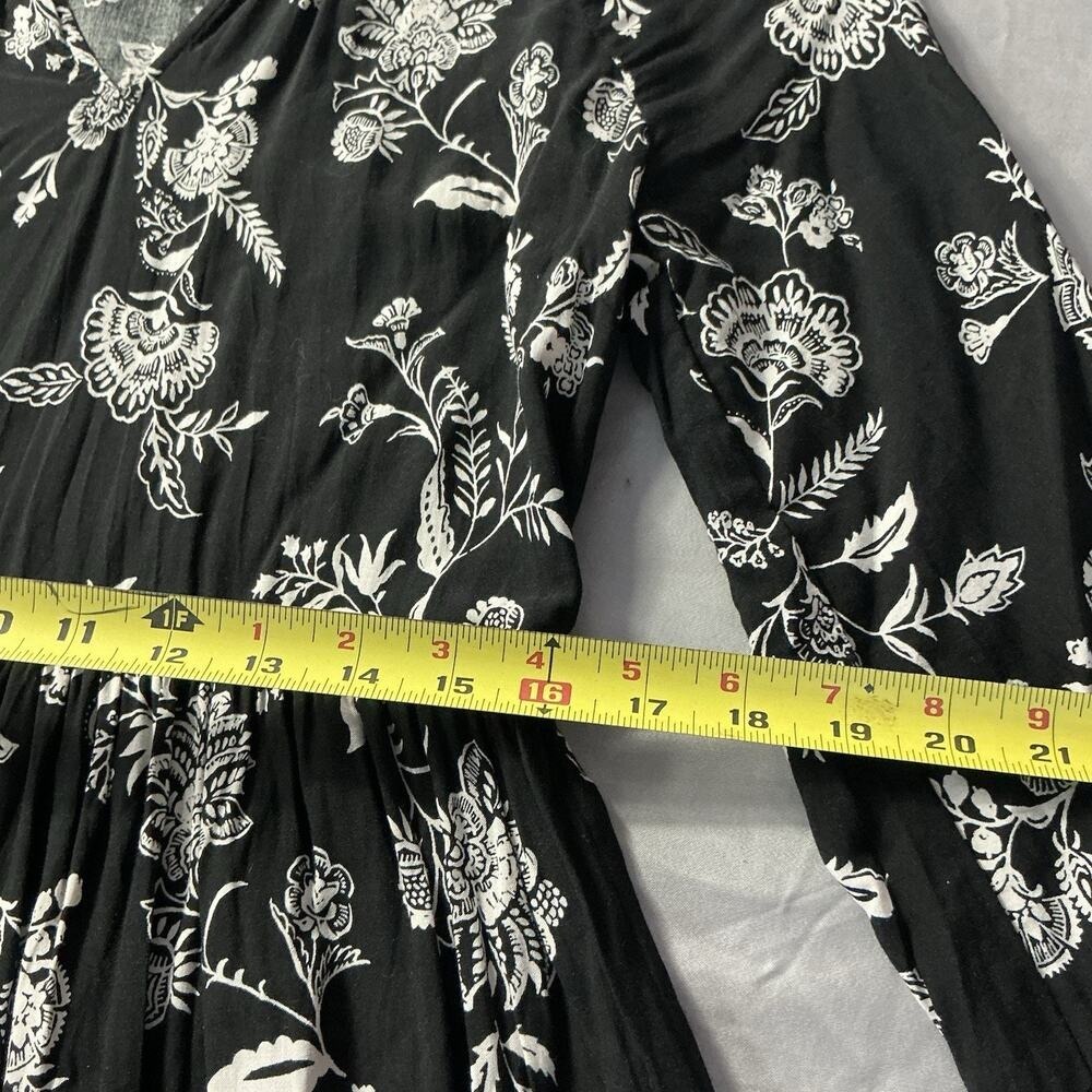 Old Navy Tiered Maxi Dress Size M Dark Cottagecore Floral Prairie Flowy Modest - Picture 7 of 15